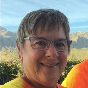 Meet your Posher, Brenda